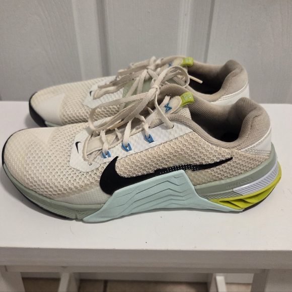 Nike Metcon 7 Training Shoes Womens Size 8.5 HIIT Crossfit - Picture 1 of 7